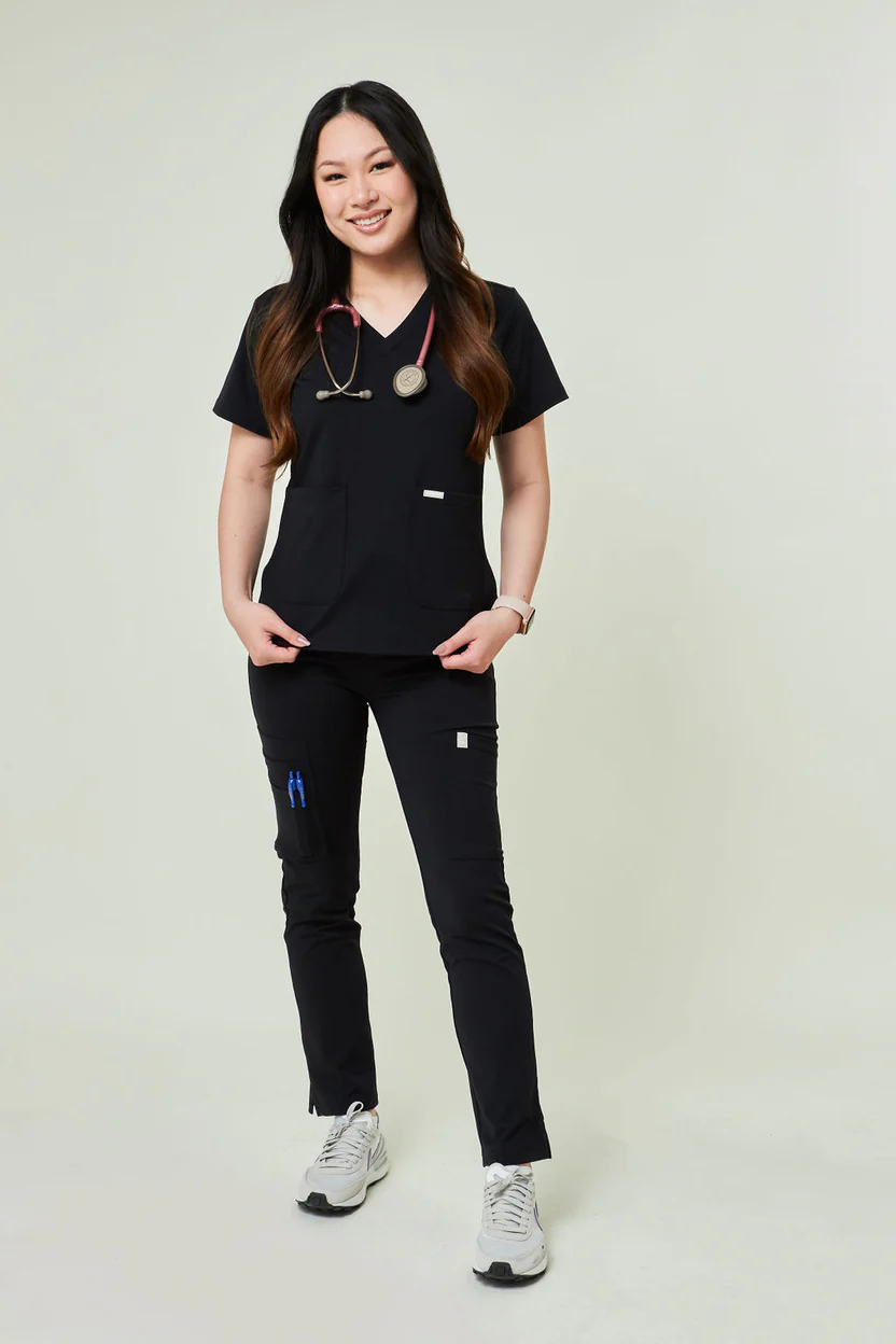 MakeItScope Women's Slade 8-Pocket Straight Pants - Black - SLADE8-CBK-